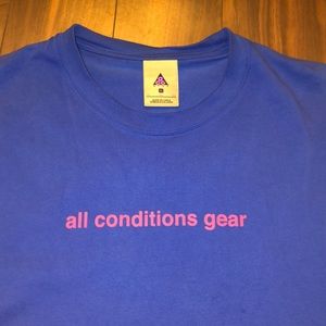 Nike ACG loose fit T-shirt